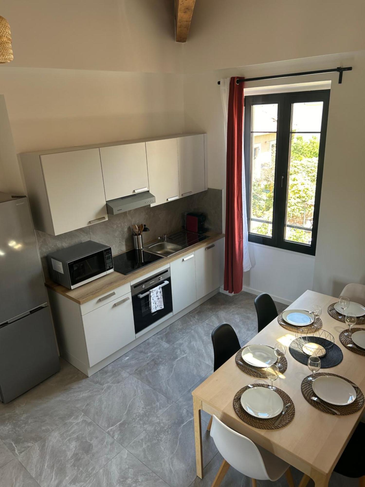 Residence "A Torbia" , 4 Appartements De 2 A 6 Personnes La Turbie Habitación foto