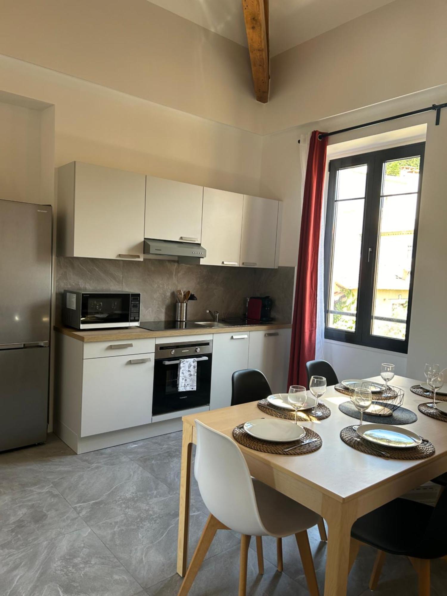 Residence "A Torbia" , 4 Appartements De 2 A 6 Personnes La Turbie Habitación foto