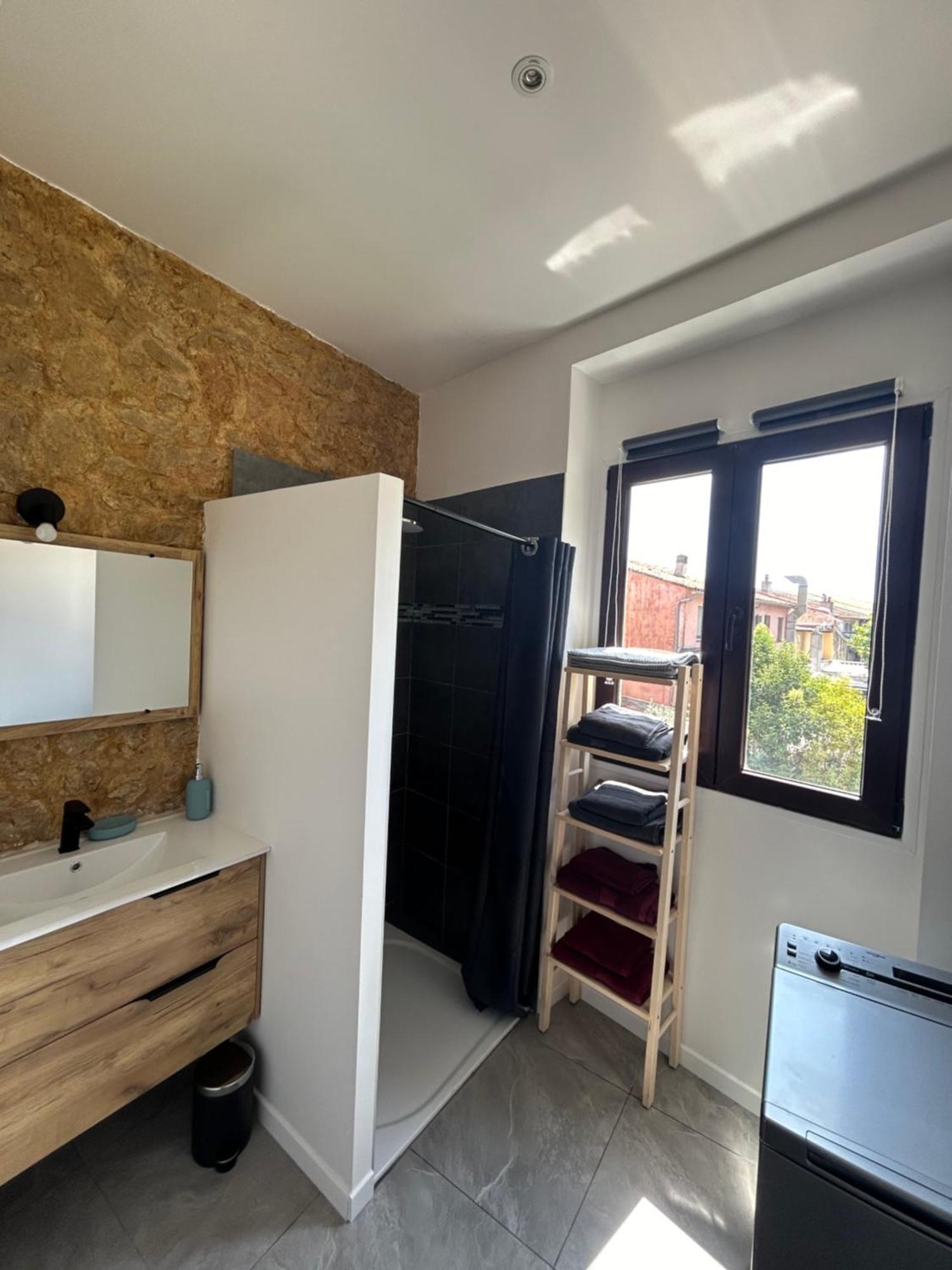 Residence "A Torbia" , 4 Appartements De 2 A 6 Personnes La Turbie Habitación foto